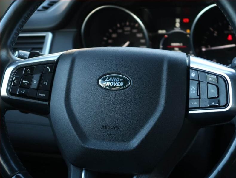 Land Rover Discovery - hlavní fotka