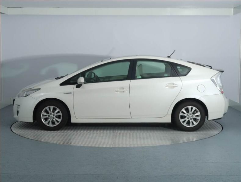 Toyota Prius - hlavní fotka
