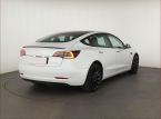 Tesla Model 3 - fotka číslo 4