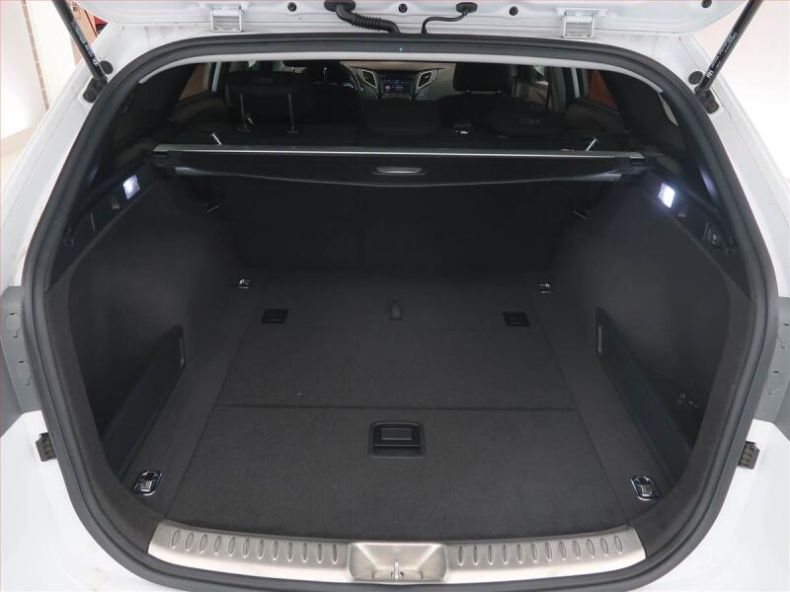 Hyundai i40 - hlavní fotka