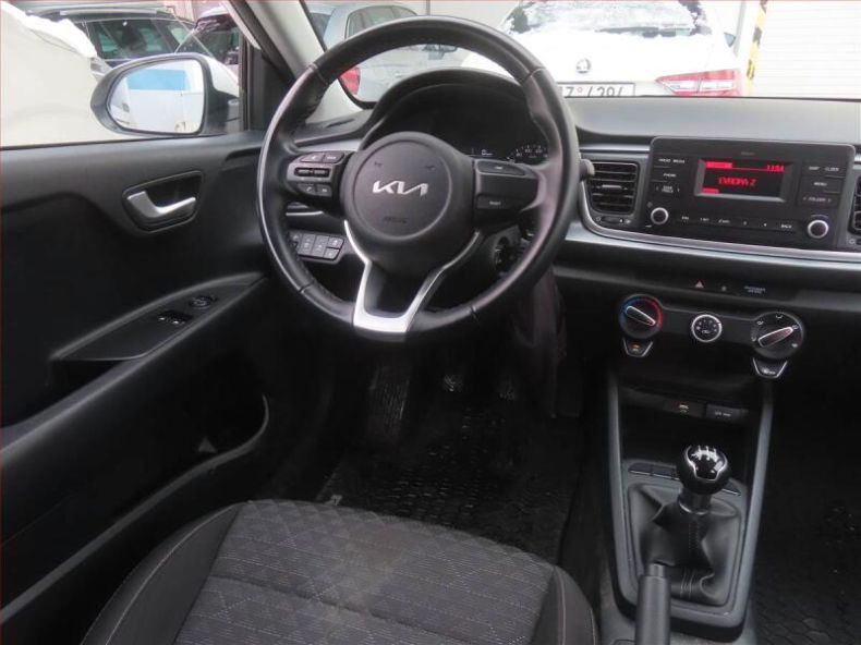 Kia Rio - hlavní fotka