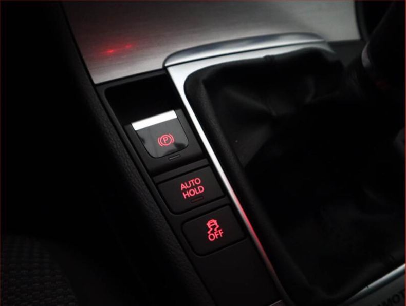 Volkswagen Passat - hlavní fotka