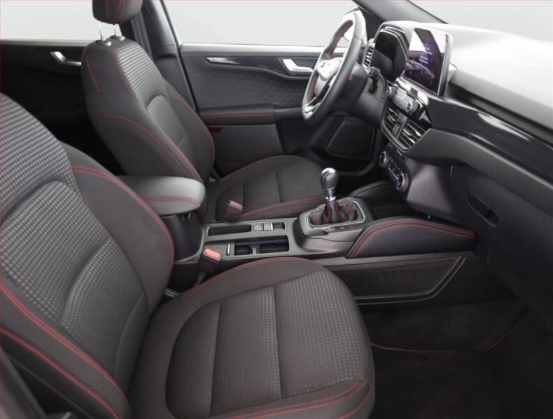 Ford Kuga - hlavní fotka