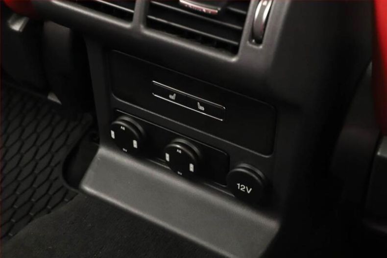 Jaguar F-Pace - hlavní fotka