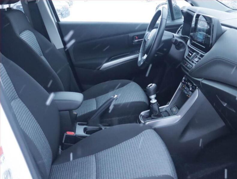 Suzuki SX4 - hlavní fotka