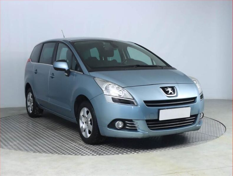 Peugeot 5008 - hlavní foto