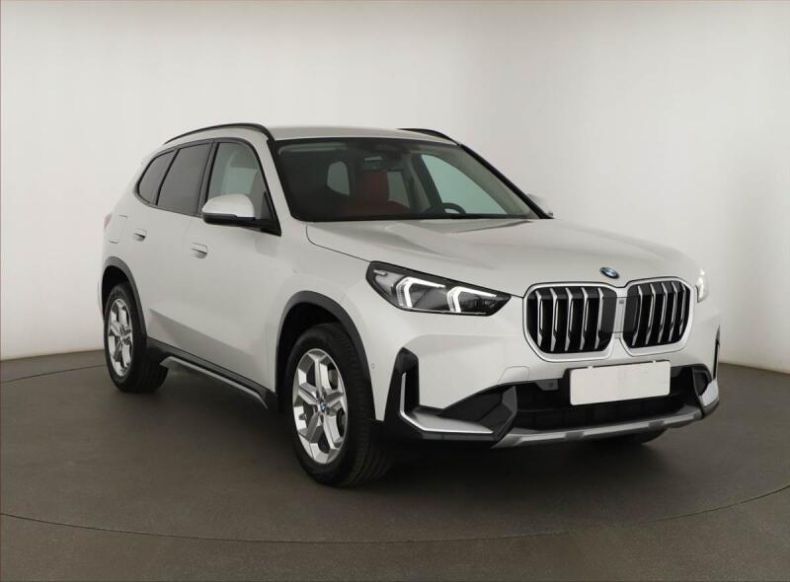 BMW X1 - hlavní foto