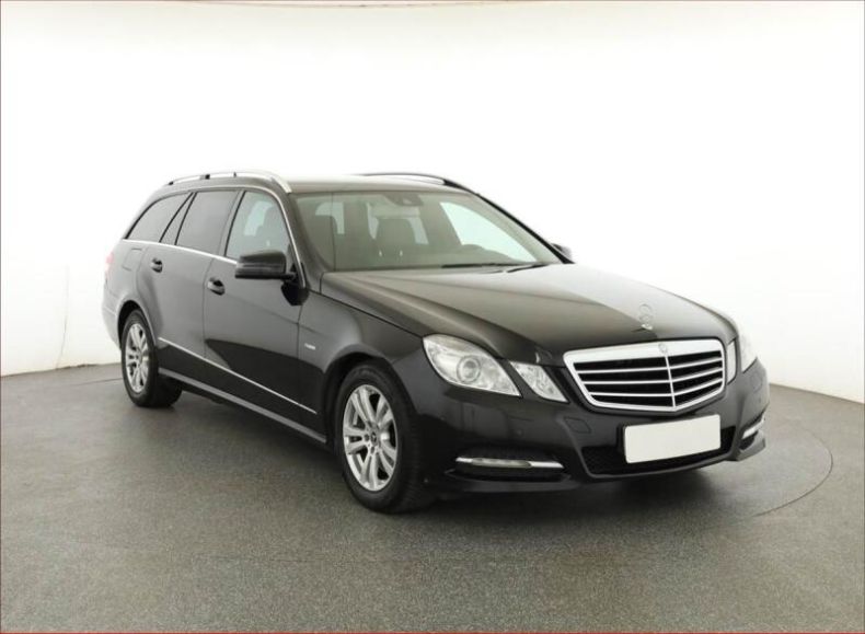 Mercedes Třída E - hlavní fotka inzerátu