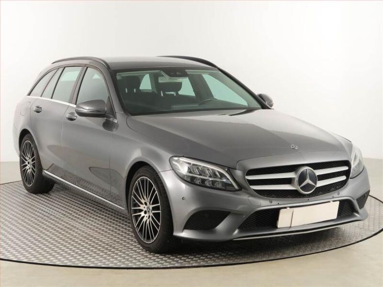 Mercedes Třída C - hlavní foto