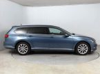 Volkswagen Passat - fotka číslo 5