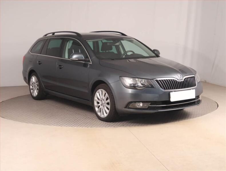 Škoda Superb - hlavní fotka inzerátu