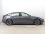 Tesla Model 3 - fotka číslo 5