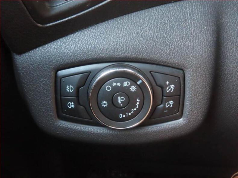 Ford Tourneo - hlavní fotka