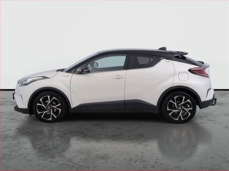 Toyota C-HR - hlavní fotka