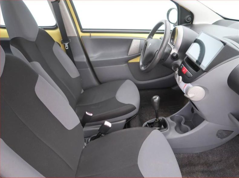 Peugeot 107 - hlavní fotka