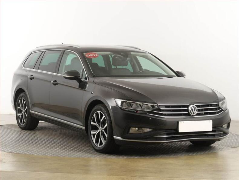 Volkswagen Passat - hlavní foto