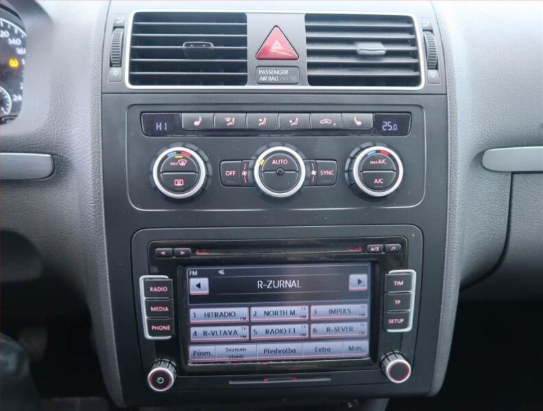 Volkswagen Touran - hlavní fotka