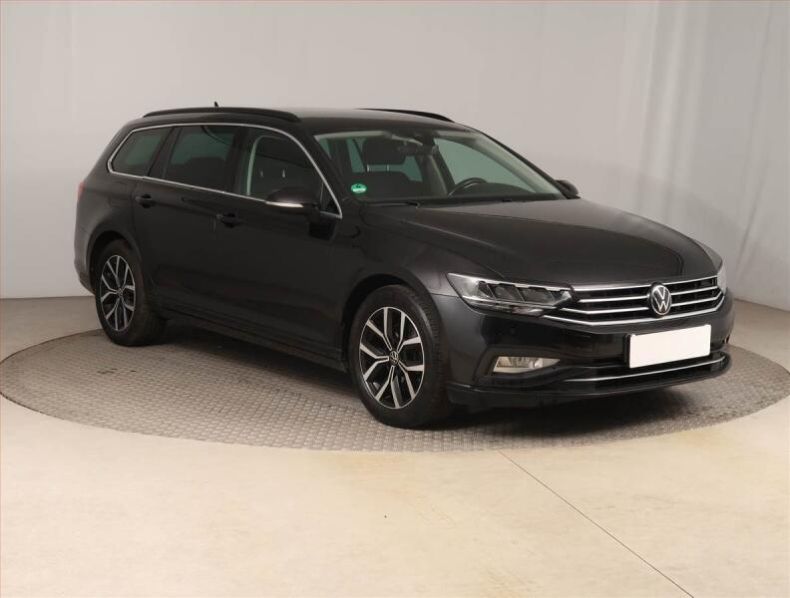 Volkswagen Passat - hlavní foto