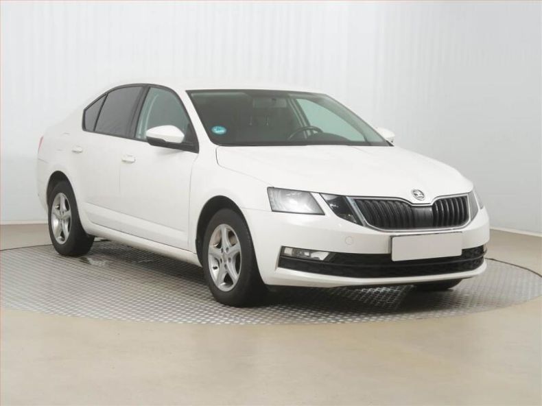 Škoda Octavia - hlavní foto