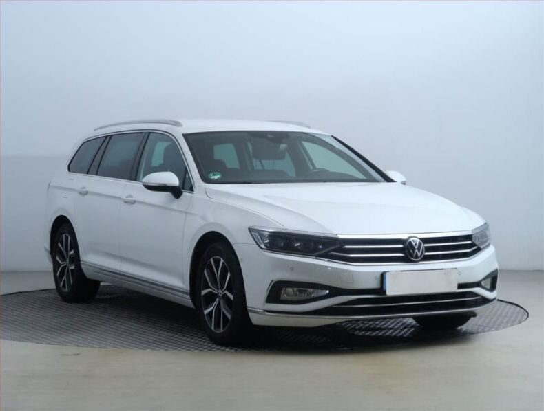 Volkswagen Passat - hlavní foto