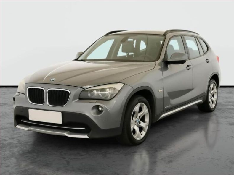 BMW X1 - hlavní fotka