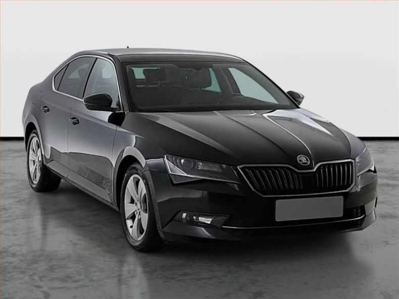 Škoda Superb - hlavní foto