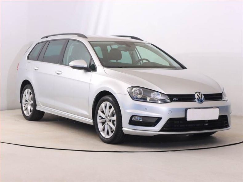 Volkswagen Golf - hlavní fotka inzerátu