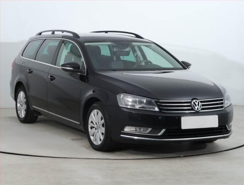 Volkswagen Passat - hlavní fotka inzerátu