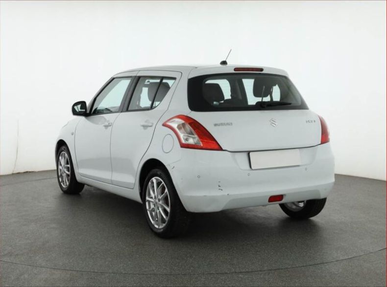 Suzuki Swift - hlavní fotka