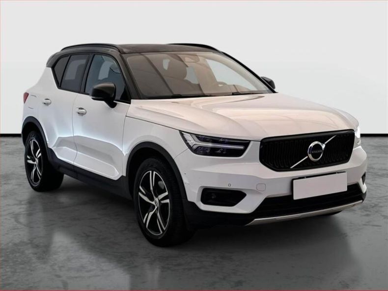 Volvo XC40 - hlavní fotka