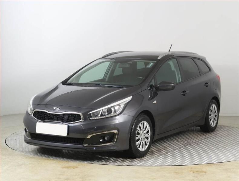 Kia Cee'd - hlavní fotka