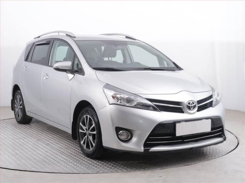 Toyota Verso - hlavní fotka inzerátu