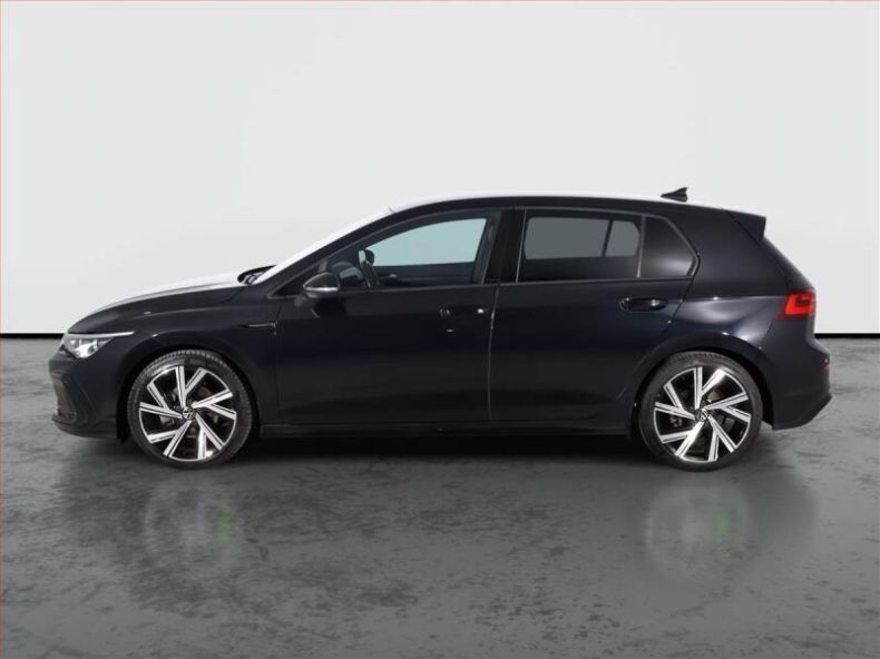 Volkswagen Golf - hlavní fotka