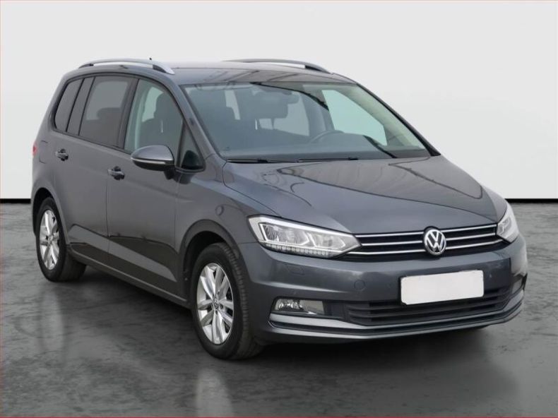 Volkswagen Touran - hlavní foto