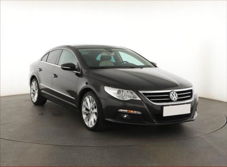 Volkswagen Passat - hlavní fotka inzerátu
