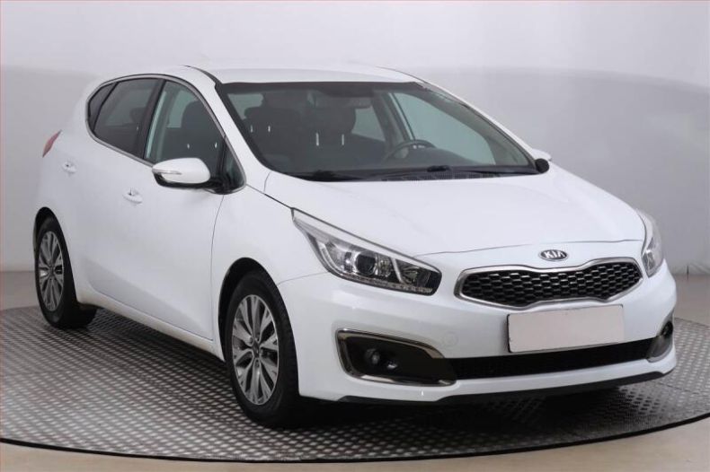 Kia Cee'd - hlavní fotka