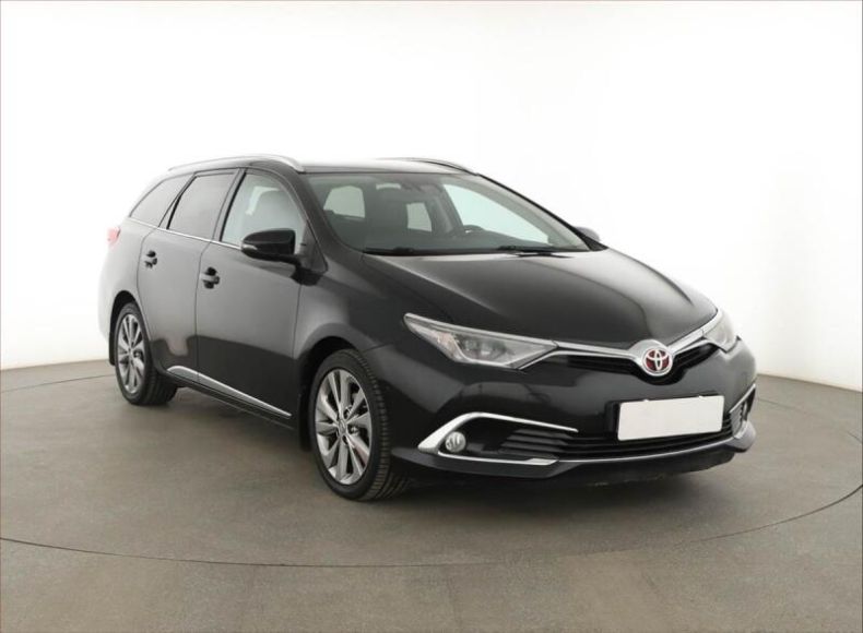 Toyota Auris - hlavní foto