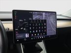 Tesla Model 3 - fotka číslo 16