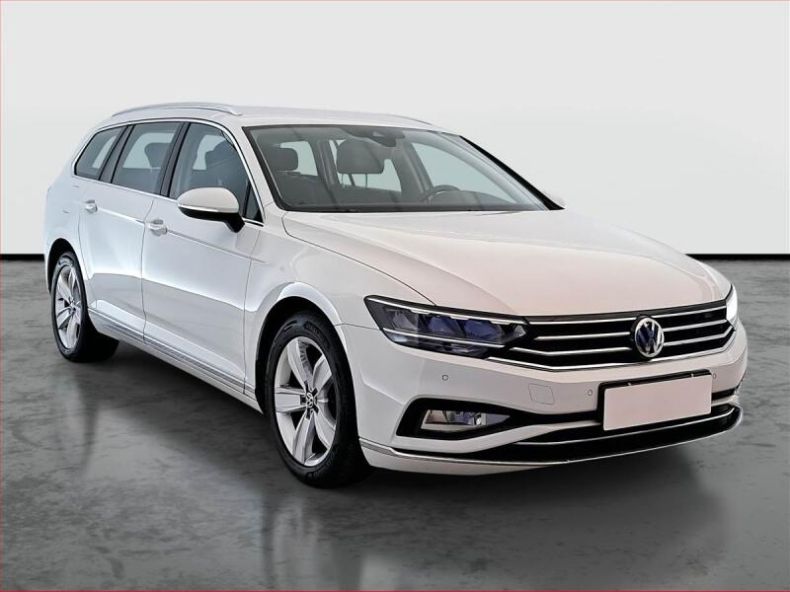 Volkswagen Passat - hlavní fotka