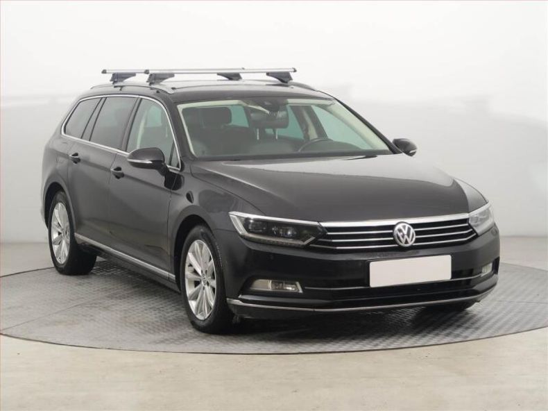 Volkswagen Passat - hlavní fotka inzerátu