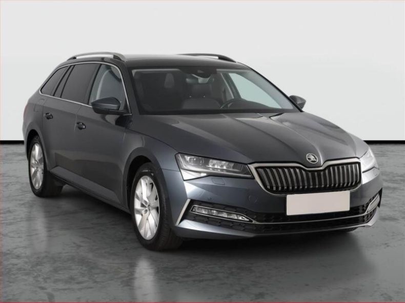 Škoda Superb - hlavní foto