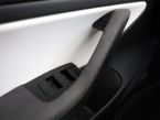 Tesla Model 3 - fotka číslo 11