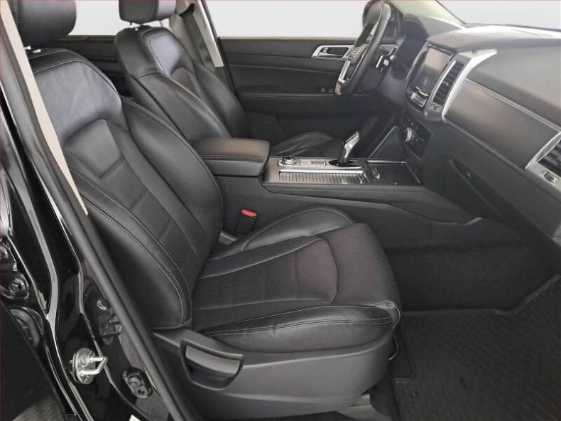 SsangYong Rexton - hlavní fotka