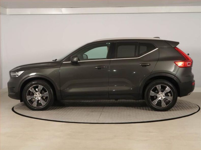 Volvo XC40 - hlavní fotka