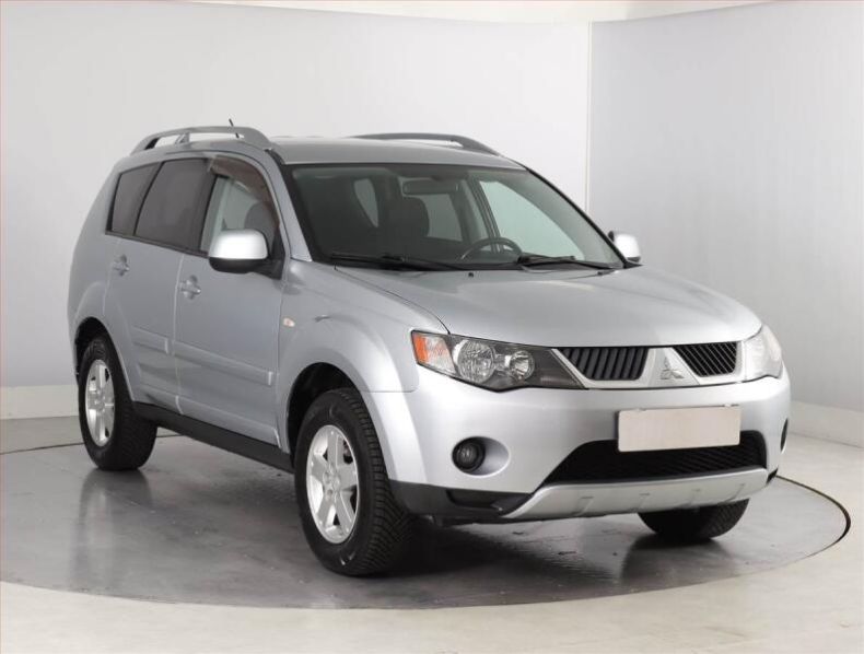 Mitsubishi Outlander - hlavní fotka inzerátu
