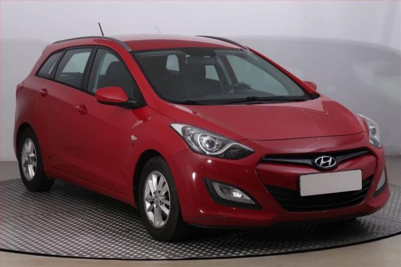 Hyundai i30 - hlavní foto