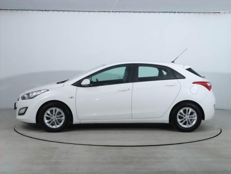 Hyundai i30 - hlavní fotka