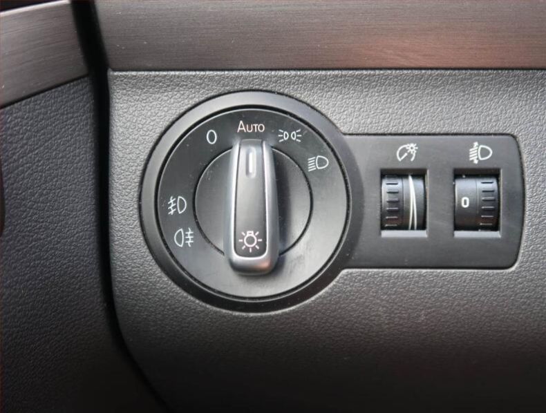 Volkswagen Touran - hlavní fotka