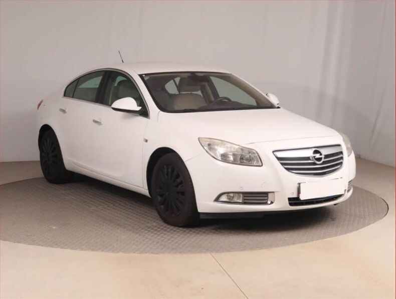 Opel Insignia - hlavní fotka inzerátu