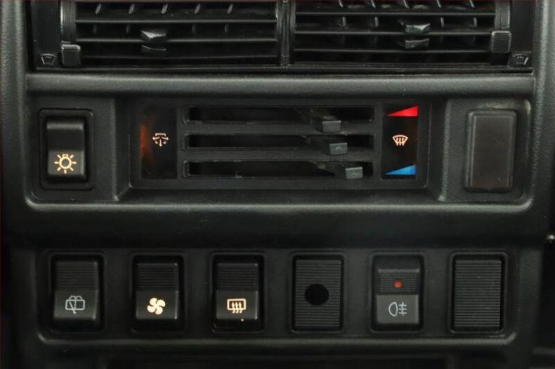 Lada Niva - hlavní fotka